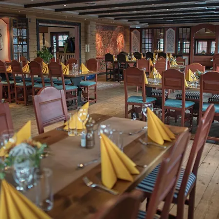 Filefjellstuene Og Tyinkrysset